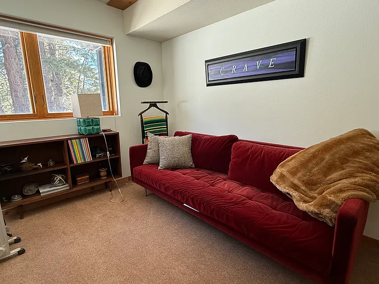 55 Knob Hill Ln — Photo 16