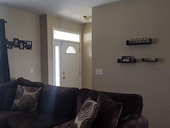 4th image of 5654 Wooden Branch Dr