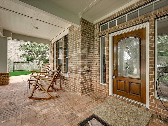 4th image of 115 Rivercove Ln