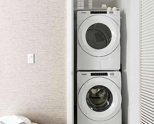 4th image of 212 W 72nd St #6C