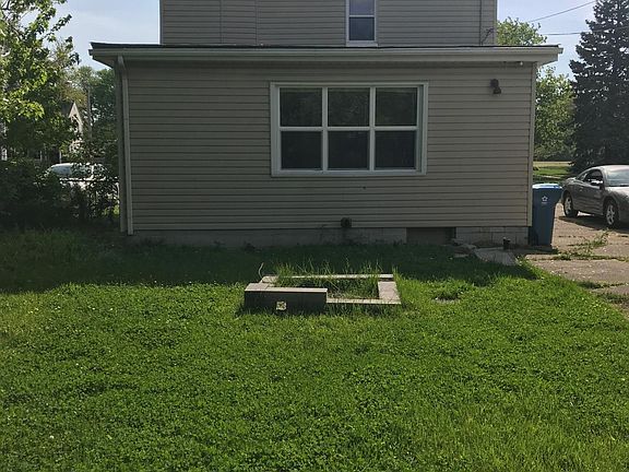 3rd image of 410 Missouri Ave
