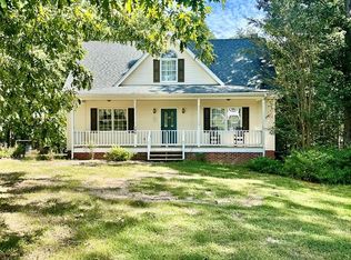 190 Red Bow Ln, Buffalo Junction, VA 24529