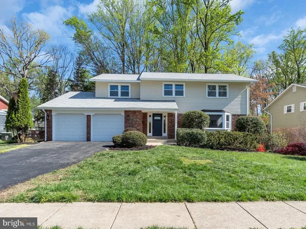 7804 Carrleigh Pkwy, Springfield, VA 22152
