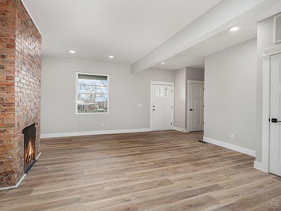 4th image of 2313 Kenton St