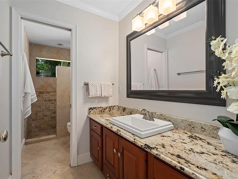 2214 Earleaf Ct — Photo 35