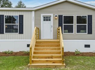 721 General Moultrie Dr, Bonneau, SC 29431