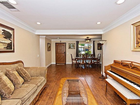 3rd image of 5805 N Louise St