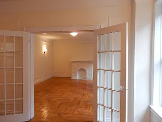 Rented by Aimee Grodanz, LREB