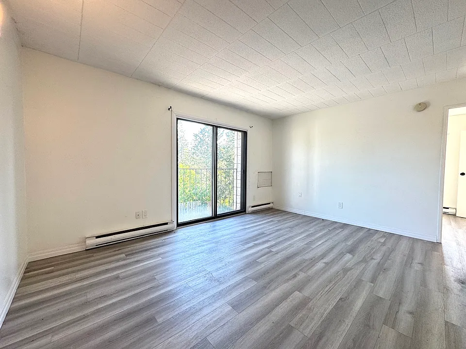 204 Michigan Ave #301