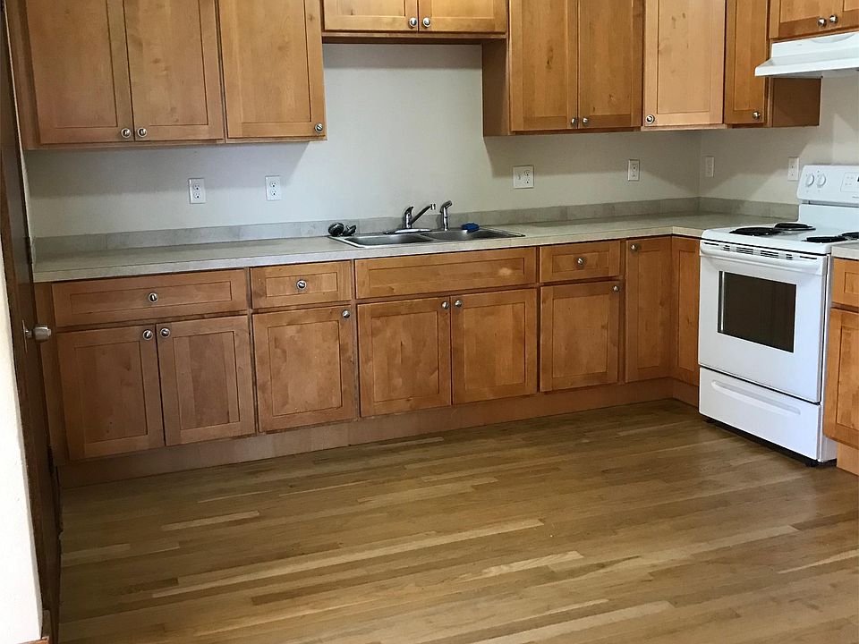 1st image of 1016 S 8th St #16679692