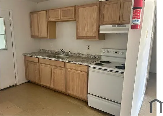 2 bed, $850 — Photo 1