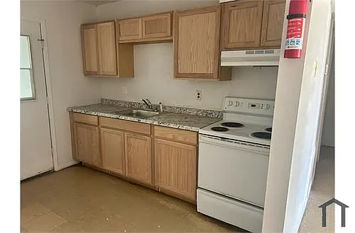 101 McKay Rd Photo 1