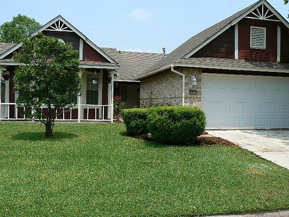 2nd image of 12834 Ashford Knoll Dr