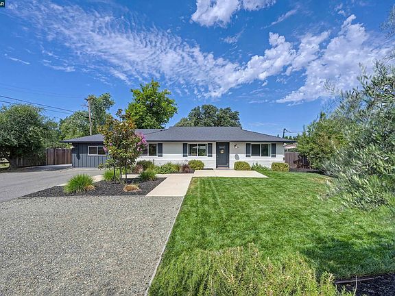 3rd image of 4246 Laird Rd