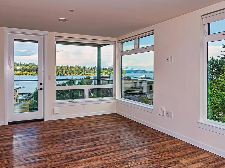 9040 NE Juanita Dr #303 — Photo 10