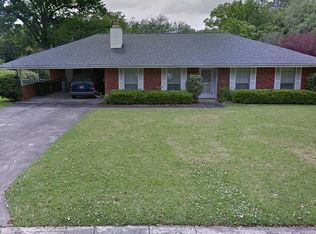 302 Louise Dr, Lafayette, LA 70506