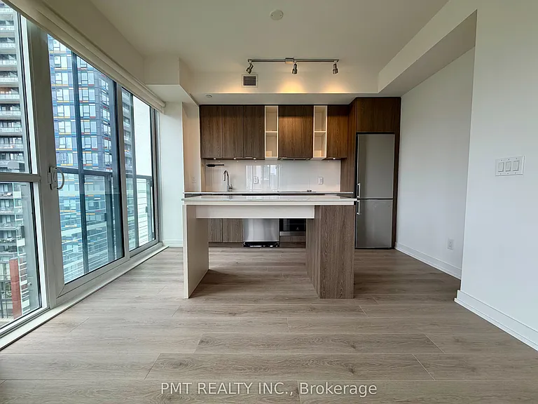 200 Sackville St #1009 — Photo 3