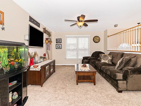 5th image of 11 Stoney Park Way