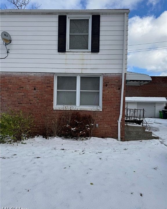 1st image of 1555 E 256th St