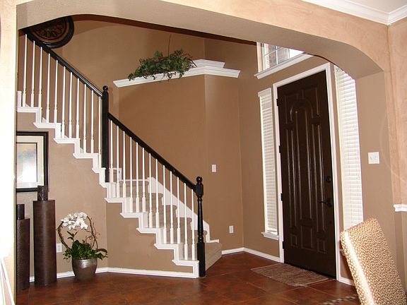 2nd image of 2700 Aspen Dr