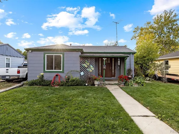 1217 Newark Street, Aurora, CO 80010