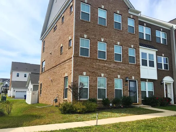 11426 Saint Luke Dr, White Plains, MD 20695