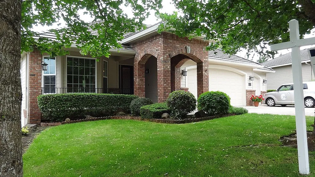 3333 Murry Dr photo 1