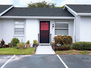 22 Lake Villa Way, Kissimmee, FL 34743