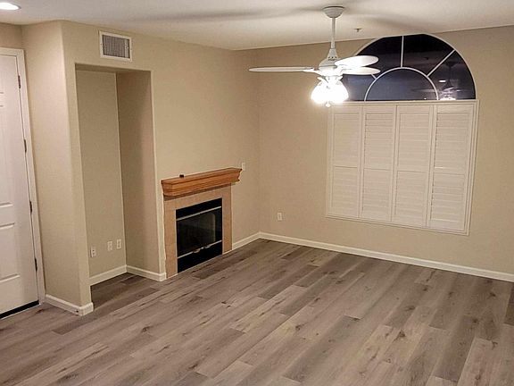 4th image of 8494 Crystal Walk Cir