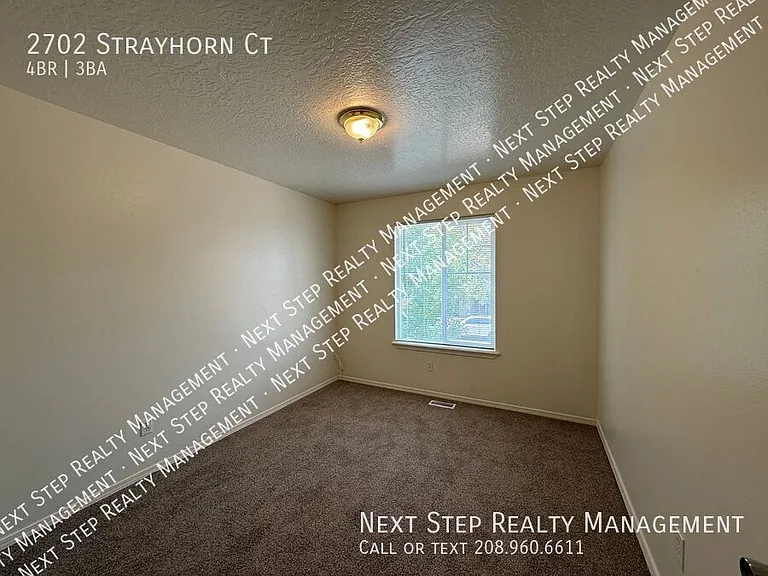 2702 Strayhorn Ct — Photo 12