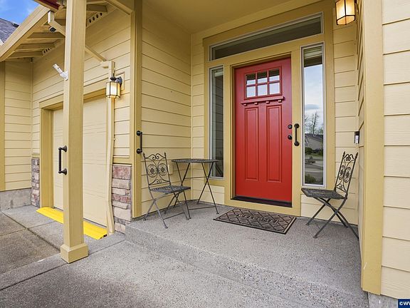 4th image of 3188 36th Ave SE