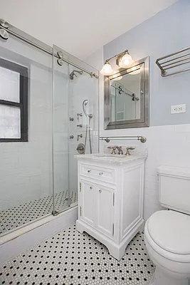 Sold by Nest Seekers International | media 14