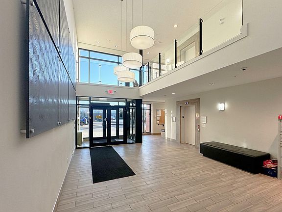 5th image of 1004 Rosenthal Blvd NW #318