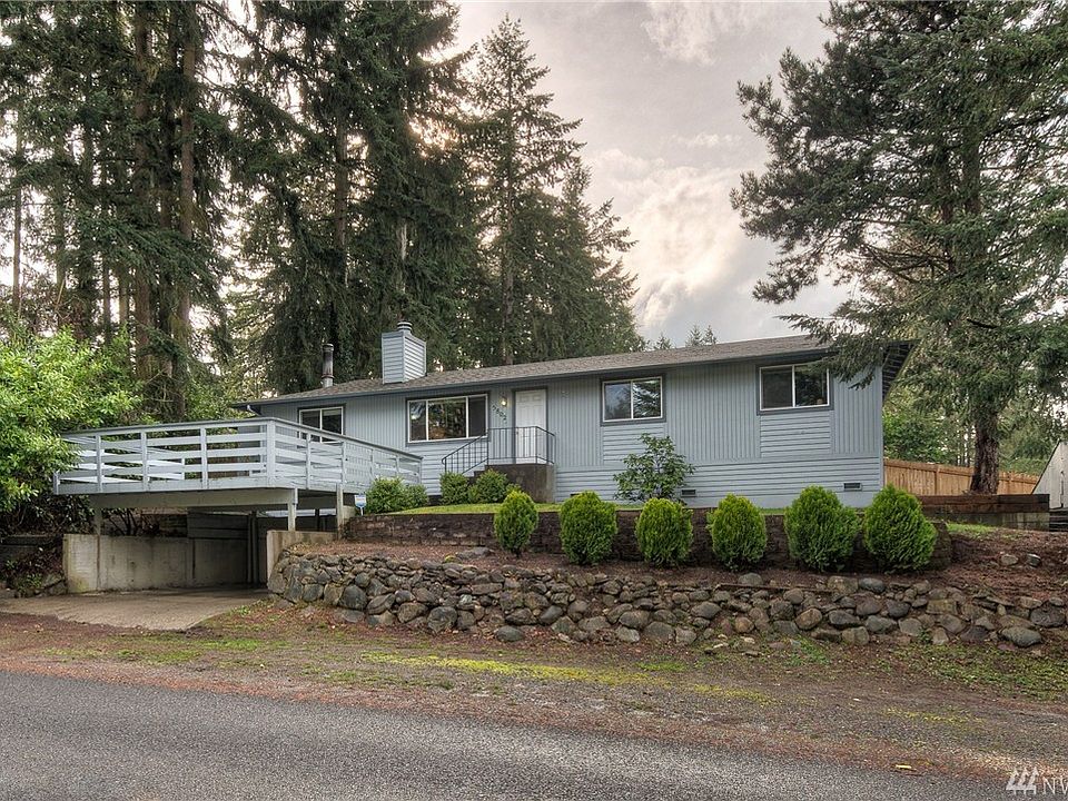 1st image of 5802 190th Ave E