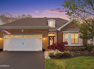 70 E Bosworth Blvd, Farmingdale, NJ 07727