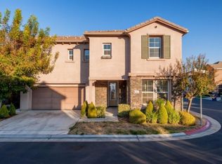 1857 N La Rue Ln, Clovis, CA 93619