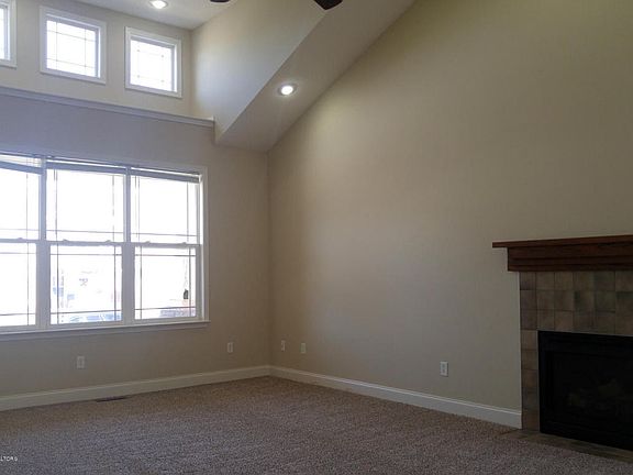 2nd image of 16451 Picardie Way