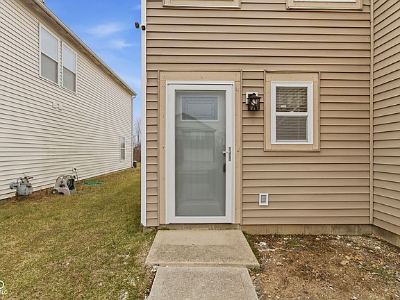 4th image of 11502 Presidio Dr