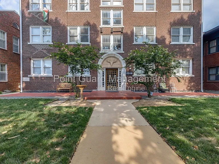 1318 N Robinson Ave — Photo 44