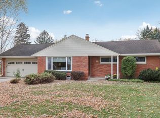 205 N 165th St, Brookfield, WI 53005