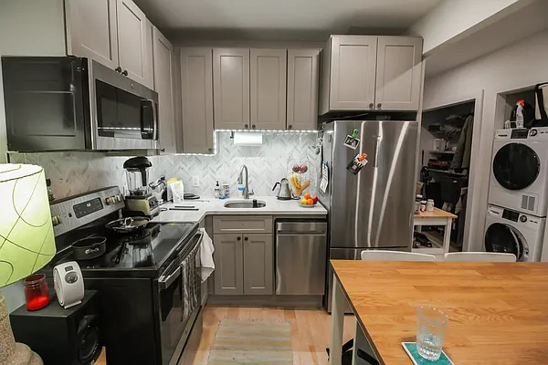 Rented by True Real Estate Group | media 4