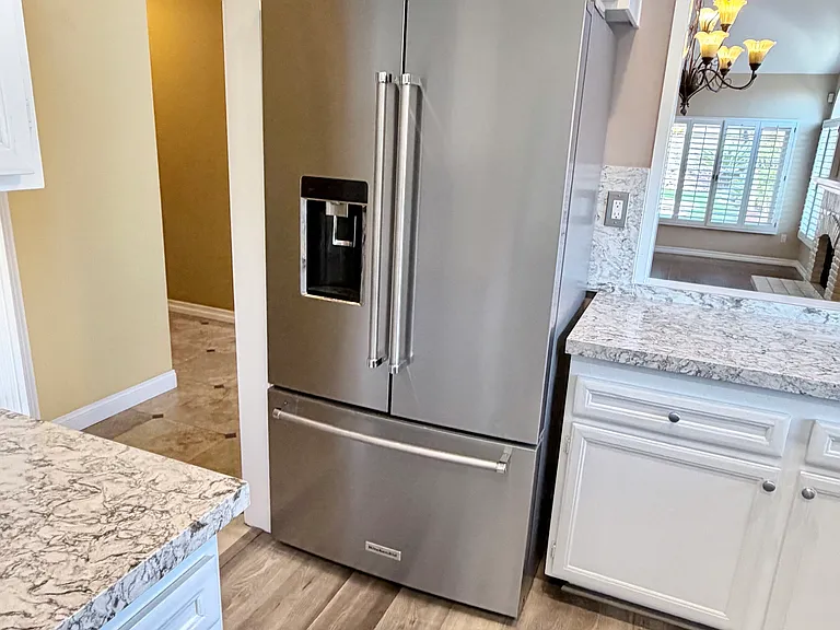 2134 Merlyn Pl — Photo 11