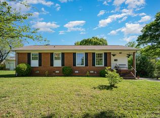 4115 Gladstone Ln, Charlotte, NC 28205