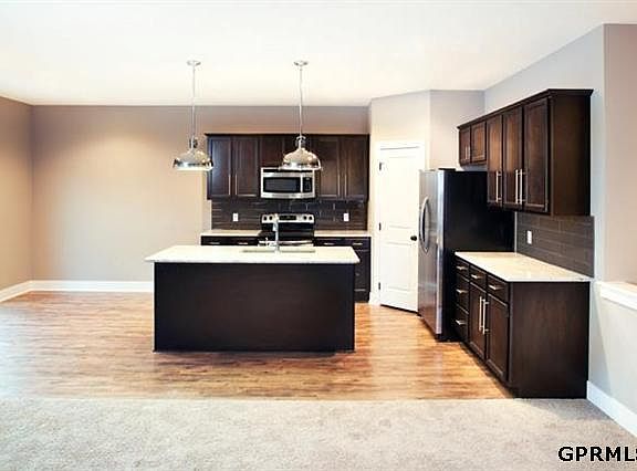 3rd image of 21244 McClellan Dr
