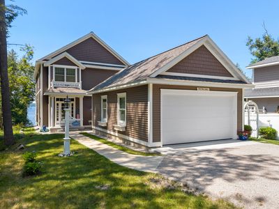 1357 Nipissing Trl, Indian River, MI, 49749