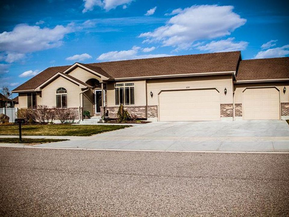 1st image of 5297 N Treyden Dr