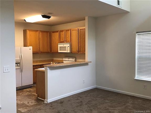 4th image of 8628 Twined Creek Ln