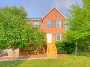 970 New Village Dr NW, Christiansburg, VA 24073