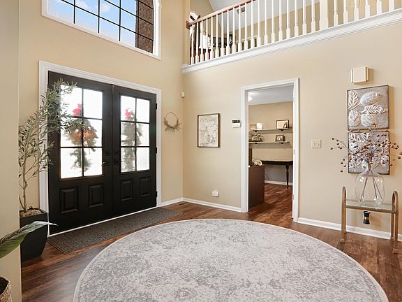 4th image of 6055 Hillbrook Ct
