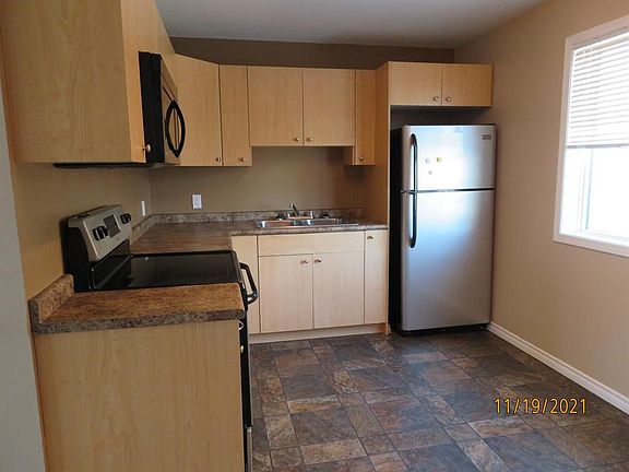 4th image of 5524 49th Ave #3
